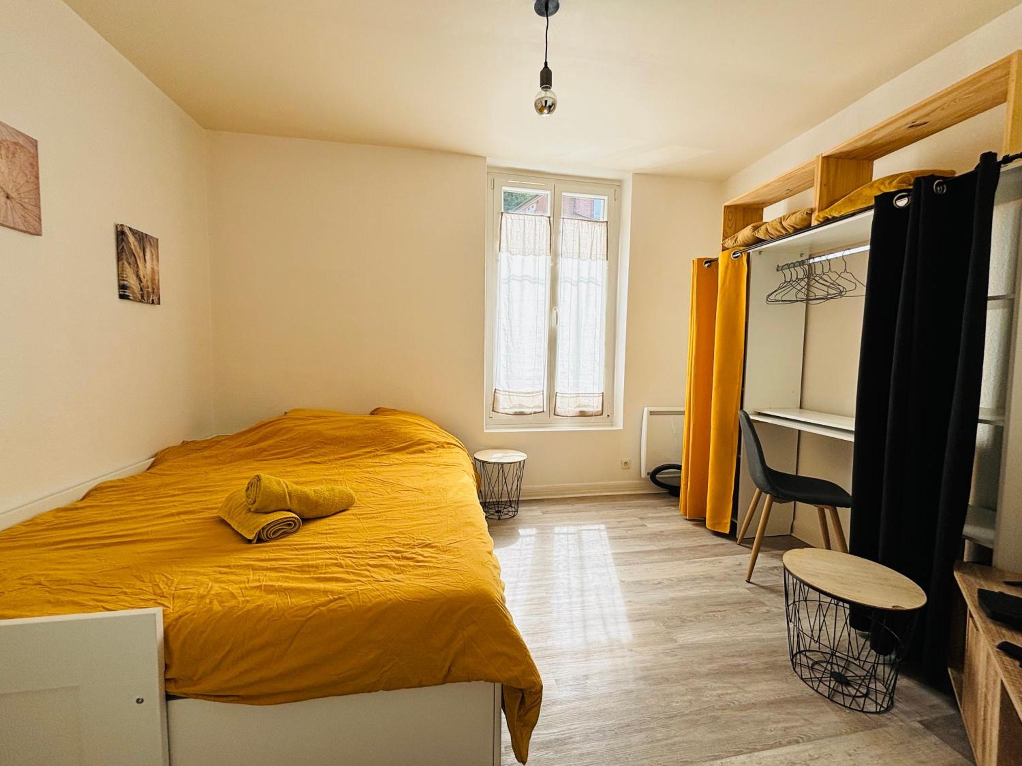 Appartement Rez-De-Chaussee Laon Luaran gambar